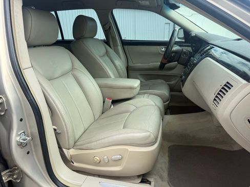 Used 2008 Cadillac DTS image 9