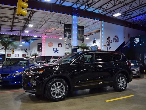 Used 2019 Hyundai Santa Fe SEL FWD image 3