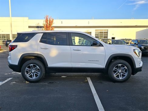 New 2026 GMC Terrain Elevation image 9