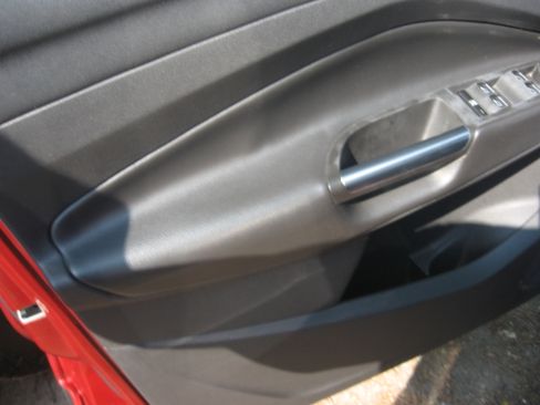 Used 2014 Ford Escape 4WD Titanium image 8