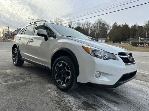 Used 2014 Subaru XV Crosstrek 2.0i Premium image 5