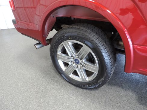 Used 2018 Ford F150 4x4 SuperCrew XLT image 15