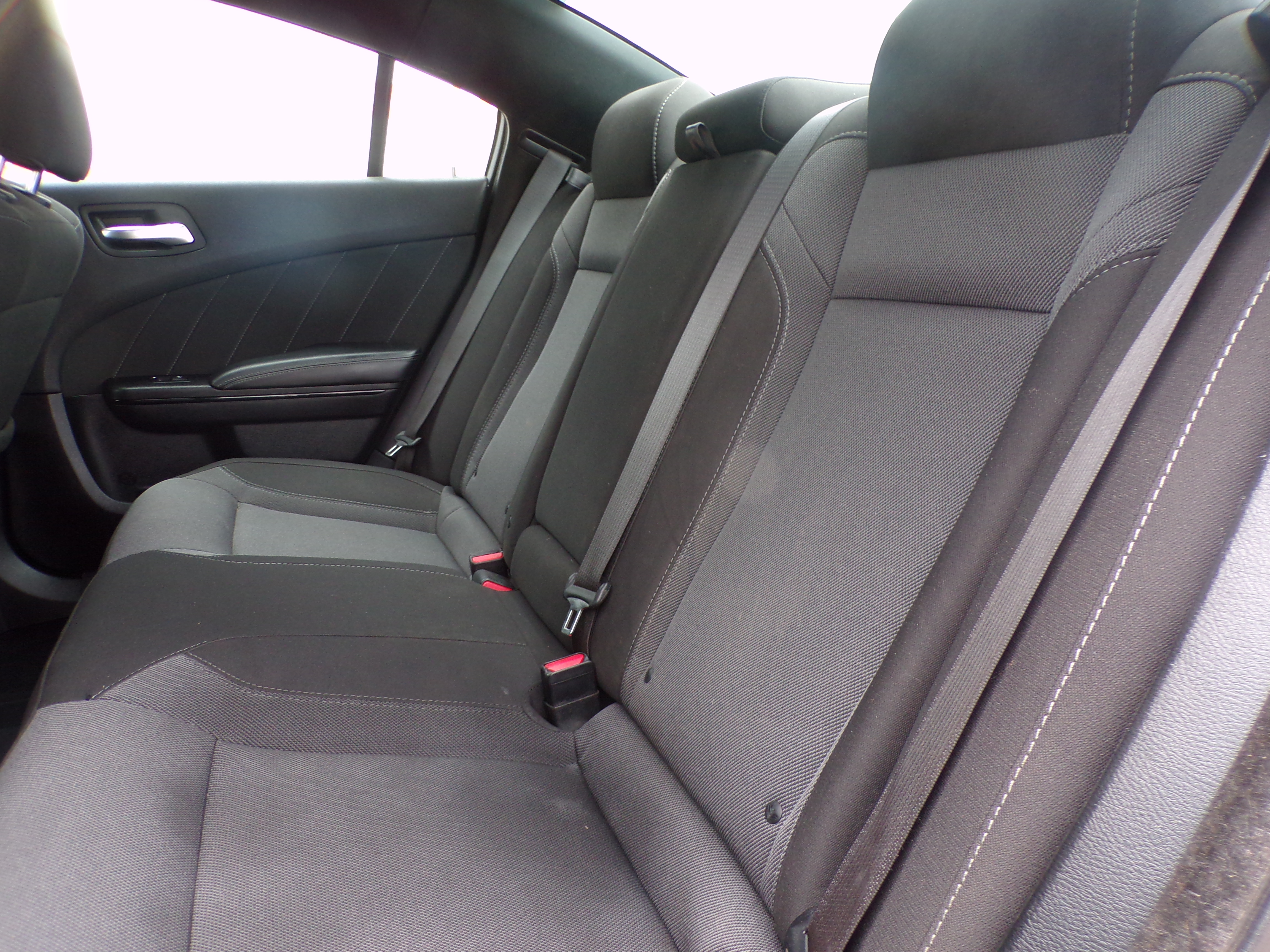 Used 2020 Dodge Charger SXT RWD image 7