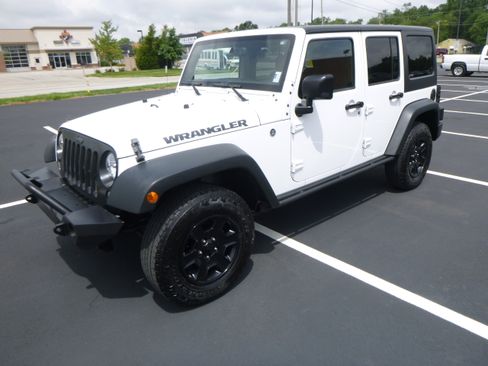 Used 2016 Jeep Wrangler Black Bear image 2