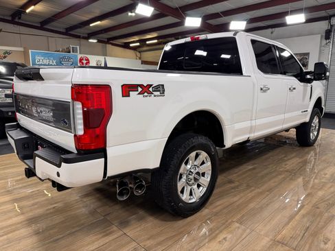Used 2019 Ford F250 Platinum image 5