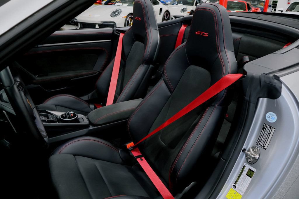 Used 2024 Porsche 911 GTS Cabriolet image 14