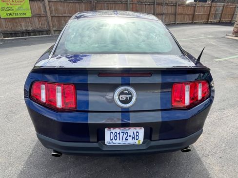 Used 2010 Ford Mustang GT image 12