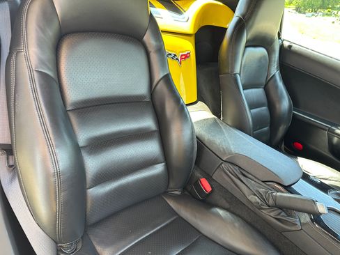 Used 2009 Chevrolet Corvette Convertible RWD image 14
