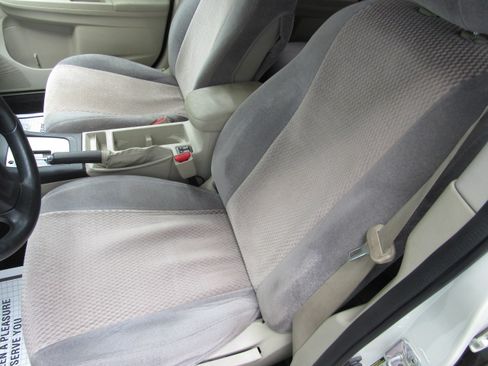 Used 2014 Subaru XV Crosstrek 2.0i Premium AWD/4WD image 18