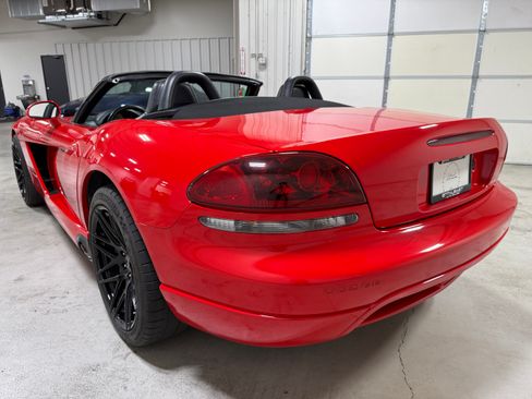 Used 2003 Dodge Viper SRT-10 Convertible RWD image 7
