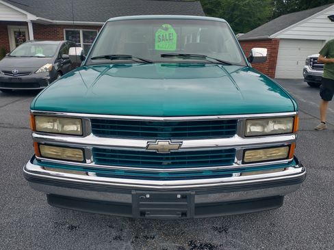 Used 1994 Chevrolet Silverado 1500 2WD Regular Cab image 3
