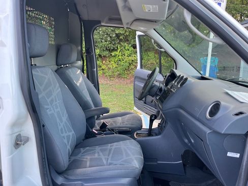Used 2013 Ford Transit Connect XL image 11