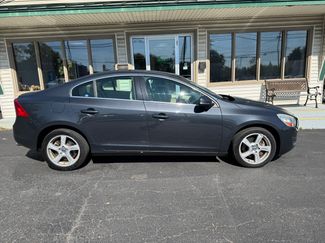 Used 2013 Volvo S60 T5 Platinum image 1
