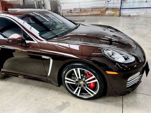 Used 2016 Porsche Panamera Exclusive Series image 4