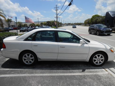 Used 2001 Toyota Avalon FWD image 7