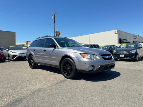 Used 2008 Subaru Outback 2.5i image 8