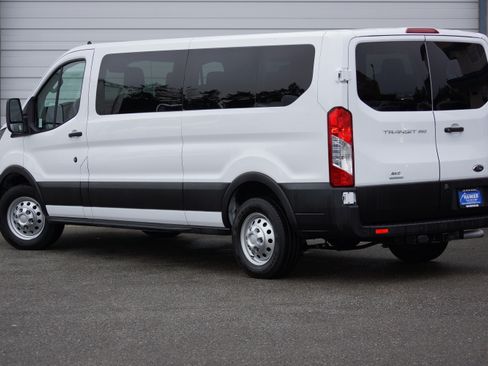 Used 2023 Ford Transit 350 XL image 5