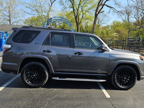 Used 2019 Toyota 4Runner image 5