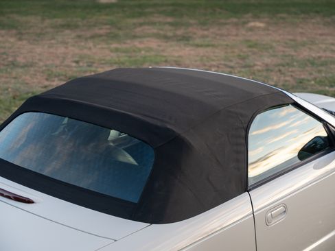 Used 2003 Ford Thunderbird image 34