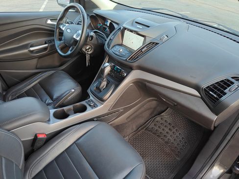 Used 2016 Ford Escape SE image 6