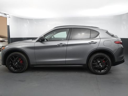 Used 2019 Alfa Romeo Stelvio Ti image 2