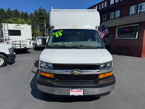 Used 2020 Chevrolet Express 3500 UNAVAIL RWD image 27