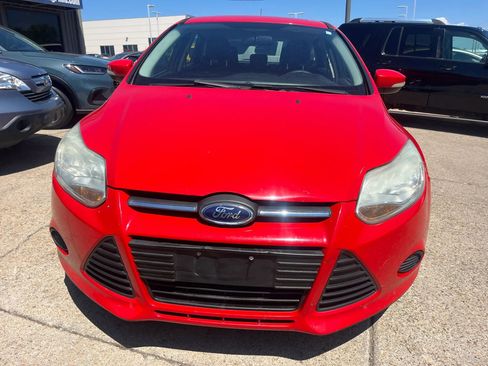 Used 2014 Ford Focus SE FWD image 4
