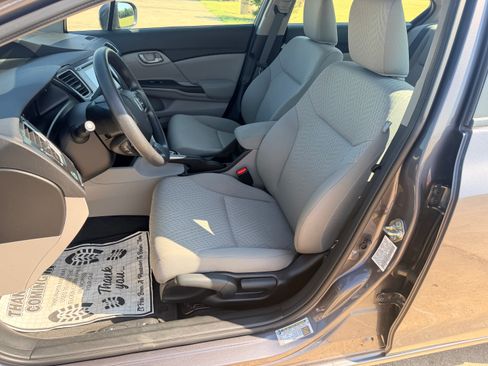 Used 2015 Honda Civic Natural Gas Sedan image 9