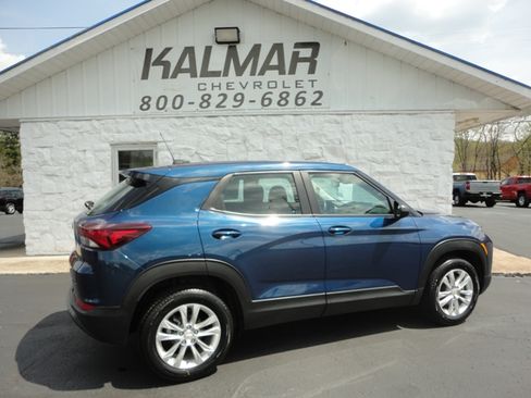 Used 2021 Chevrolet TrailBlazer LS AWD/4WD image 8