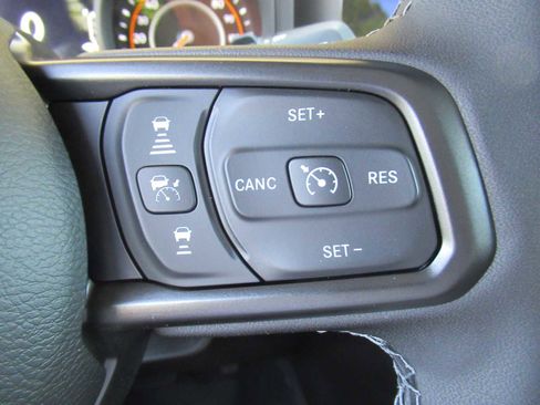 New 2025 Jeep Wrangler Unlimited Rubicon image 25