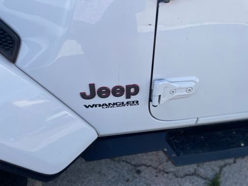 Used 2020 Jeep Wrangler Unlimited Rubicon 4xe image 3