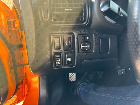 Used 2003 Toyota MR2 Spyder image 16