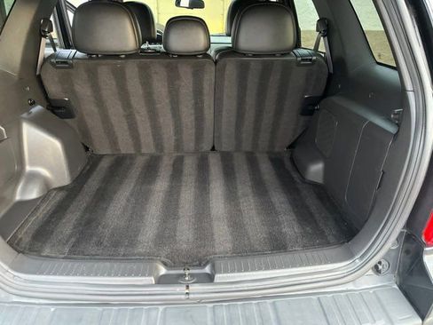 Used 2011 Ford Escape Limited image 23