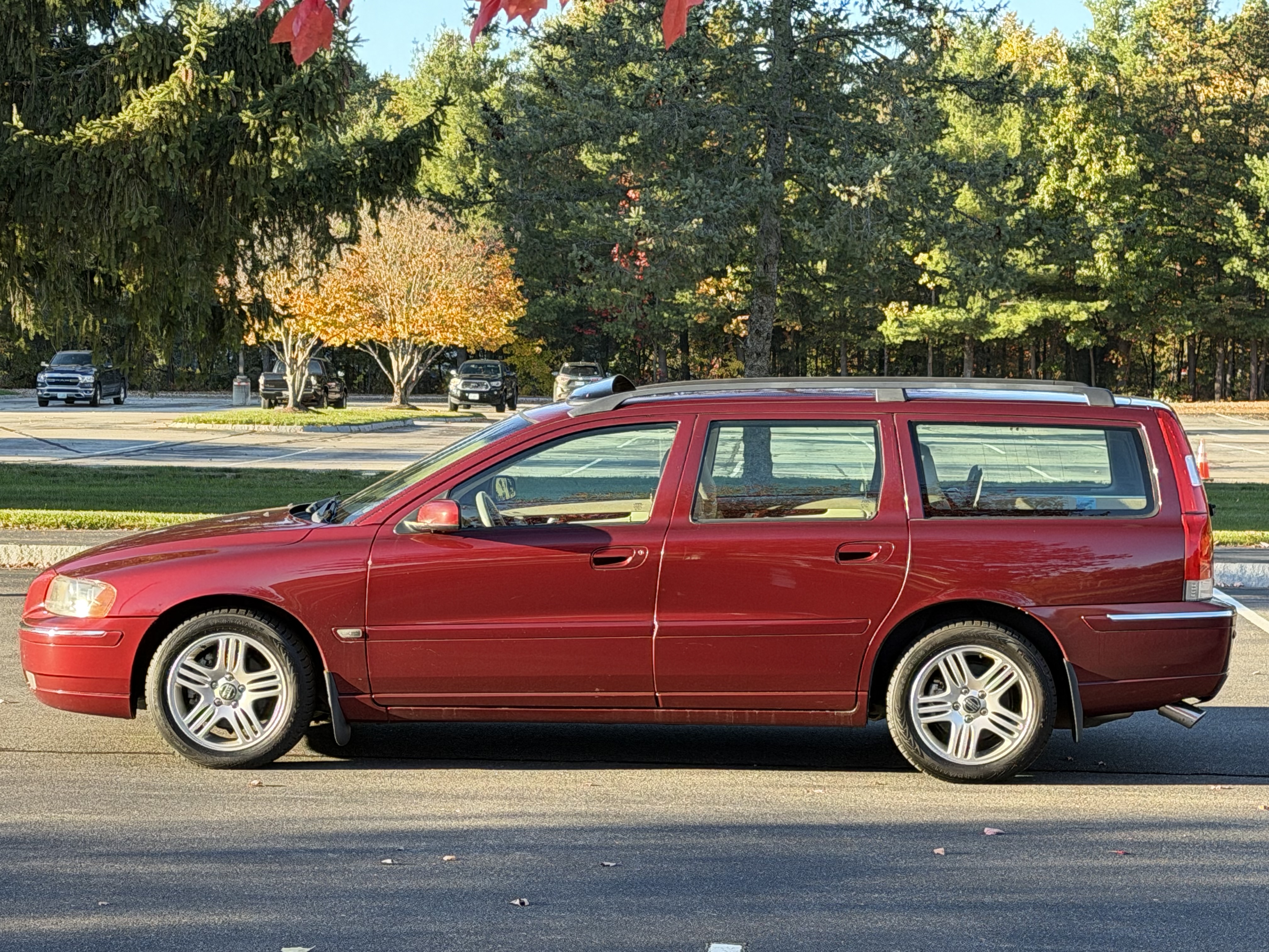 Used 2006 Volvo V70 2.5T FWD image 54