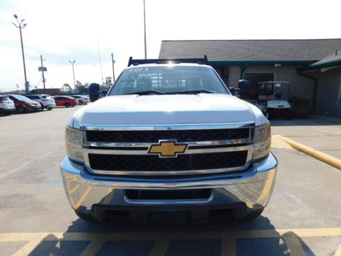 Used 2013 Chevrolet Silverado 3500 image 3