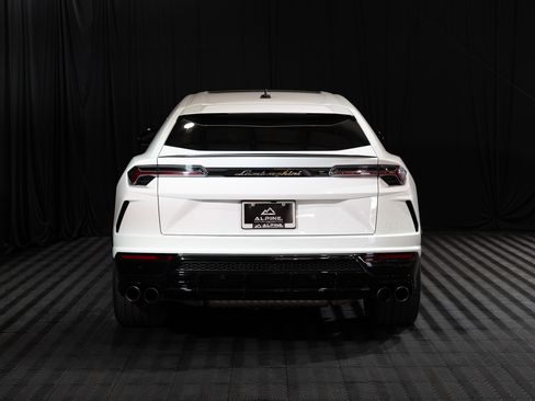 Used 2022 Lamborghini Urus AWD/4WD image 6