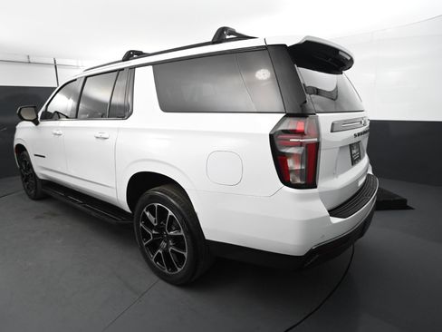 Used 2021 Chevrolet Suburban RST image 4