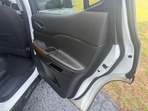 Used 2020 GMC Acadia FWD SLE w/ SLE-1 image 61