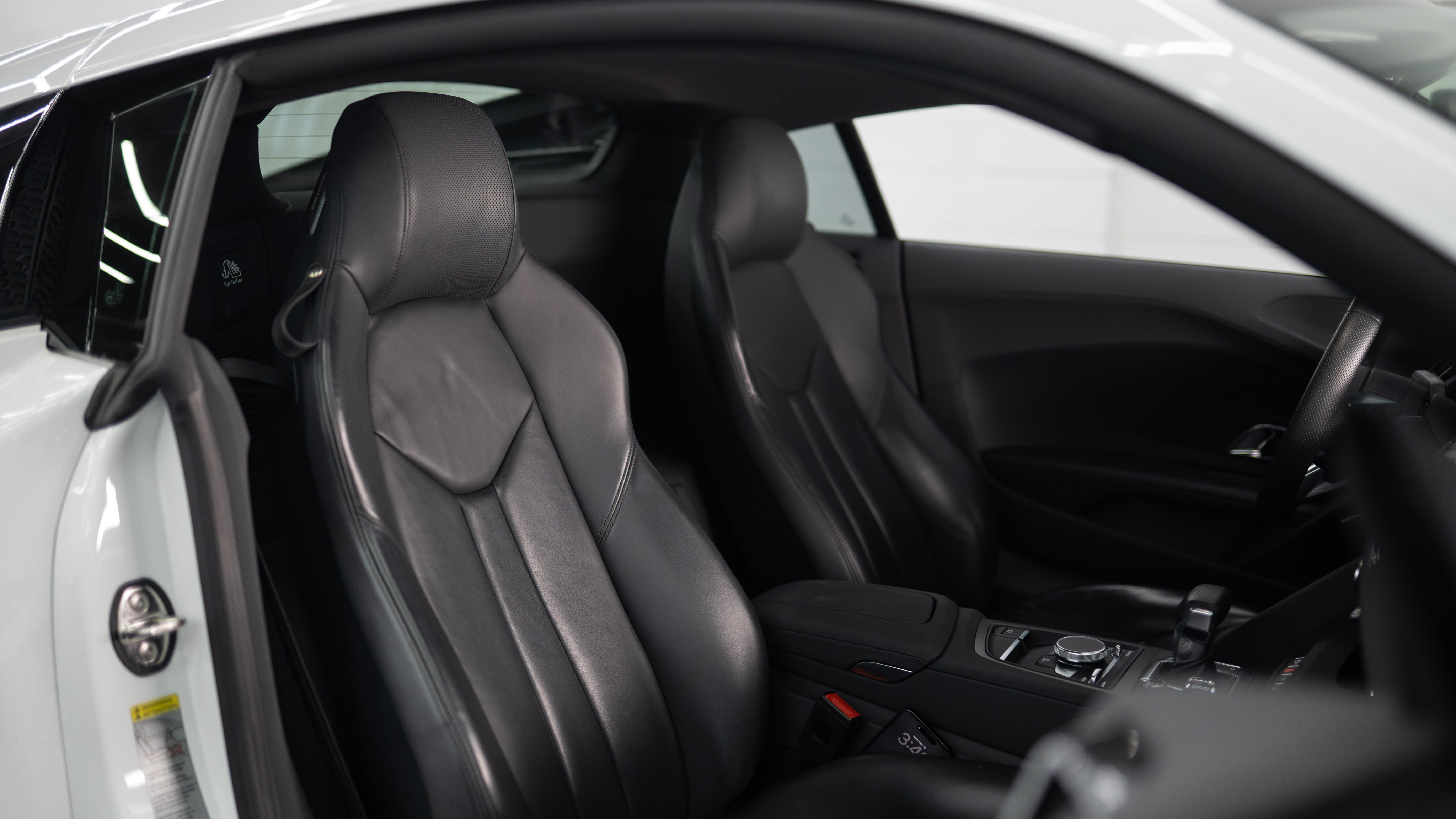 Used 2023 Audi R8 V10 performance Coupe RWD image 30