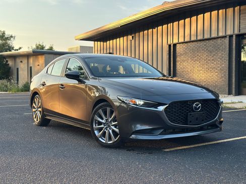 Used 2021 MAZDA MAZDA3 2.5 S Sedan w/ Select Package AWD/4WD image 1