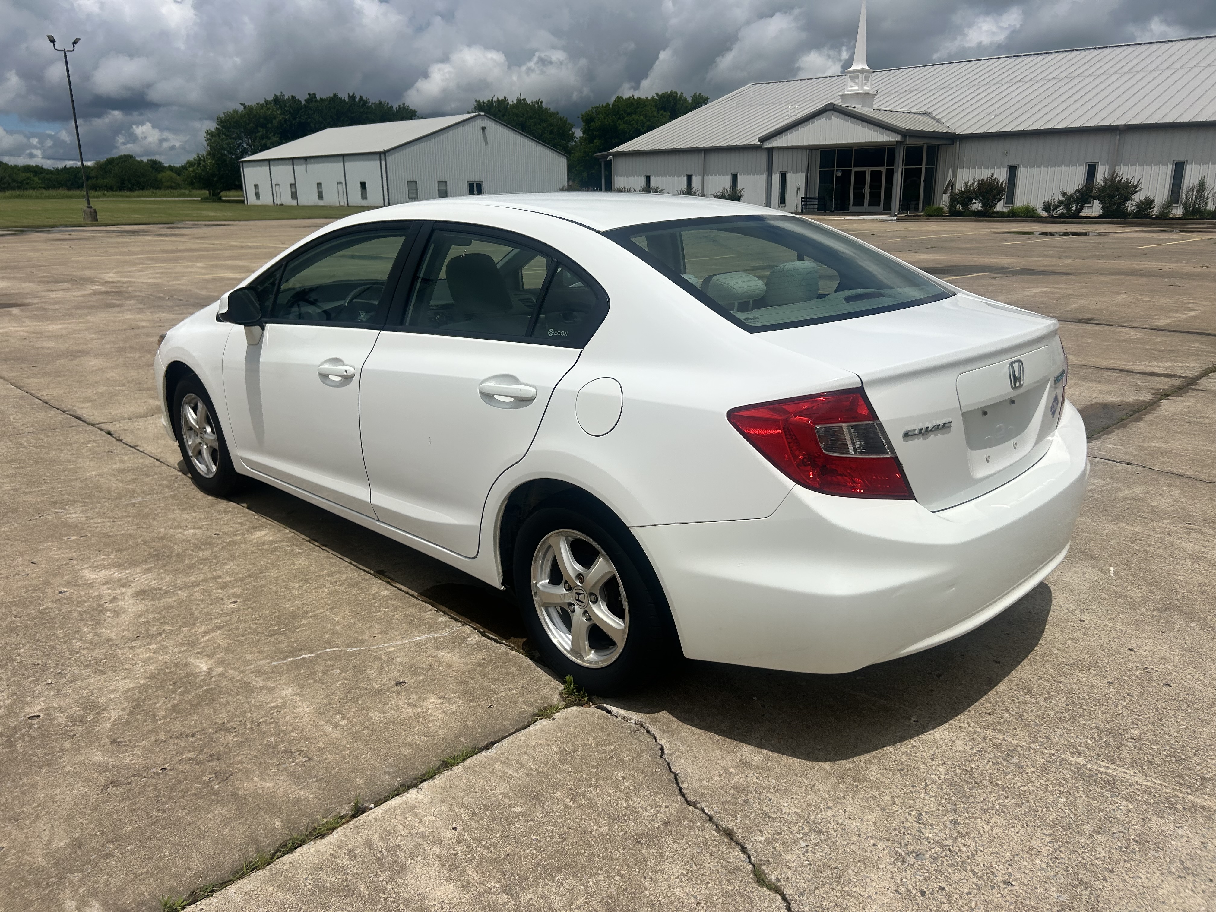 Used 2012 Honda Civic Natural Gas Sedan image 7