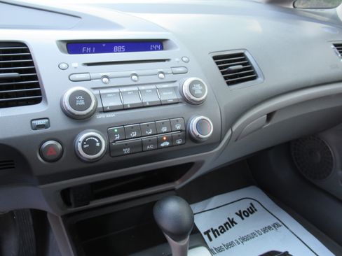 Used 2010 Honda Civic LX Sedan image 12