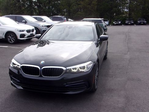 Used 2019 BMW 530i xDrive UNAVAIL AWD/4WD image 18