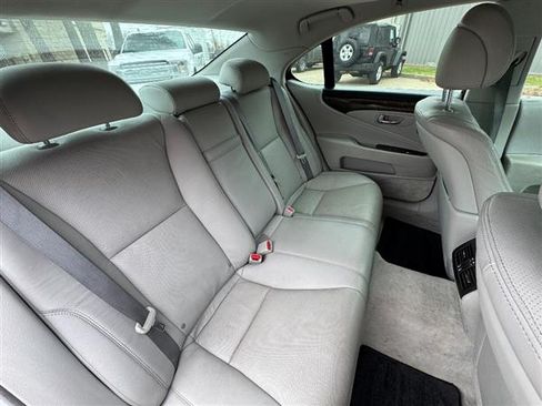 Used 2010 Lexus LS 460 image 17