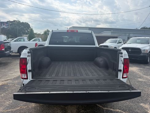 Used 2018 RAM 1500 2WD Crew Cab ST image 5
