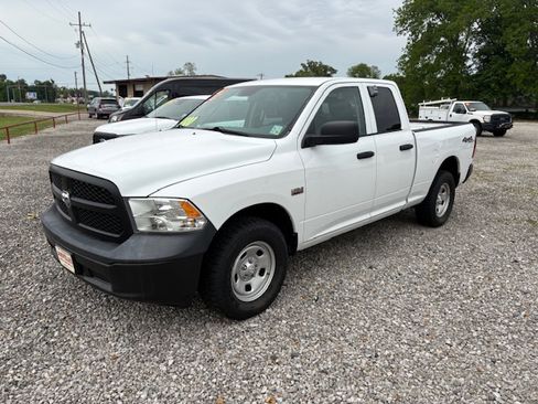 Used 2015 RAM 1500 ST AWD/4WD image 2