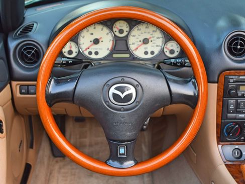 Used 2001 MAZDA MX-5 Miata SE image 29