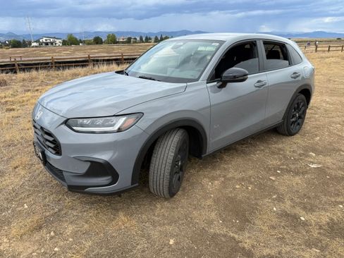 Used 2024 Honda HR-V AWD Sport image 1