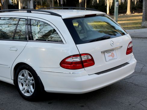 Used 2004 Mercedes-Benz E 320 Wagon image 8