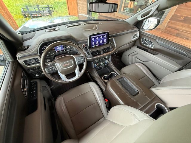Used 2021 GMC Yukon 4WD SLT image 16